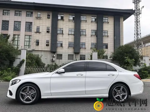 1388万，圆你奔驰梦！18款C200L，一手车况等你来-3