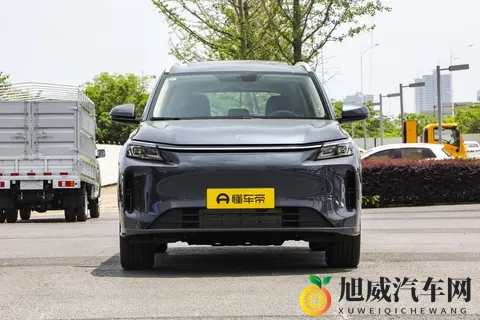 当“全能”成为新刚需，蓝电E5 PLUS插混SUV的自我修养-1