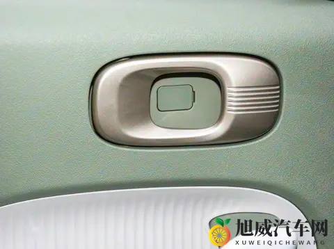 续航突破210km，8英寸大屏，全新睿蓝新车女生完全抵抗不了-1