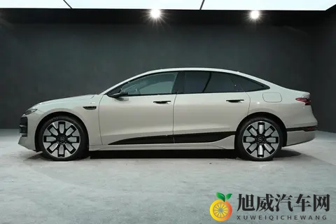 奥迪A6也电动了!续航770公里+华为智驾,这次是玩真的?-1