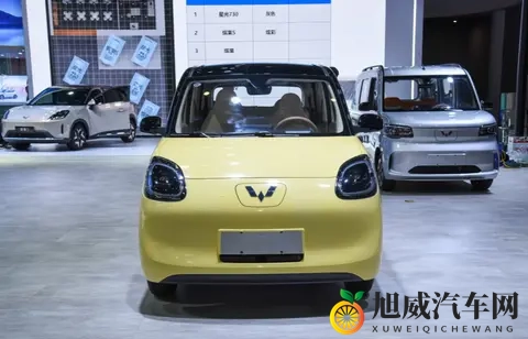 宏光MINIEV四门版448万起，745L大空间，后排应急，丐版性价比高-1