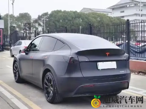 体验特斯拉Model Y 5天后，我还是选了燃油车：适合家人的才是最好-3