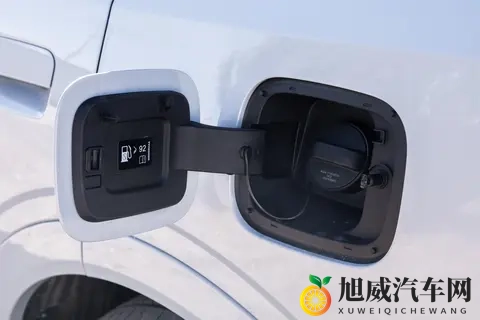 家用SUV推荐：7座布局，轴距2米8，油耗不到8L，价格亲民-1