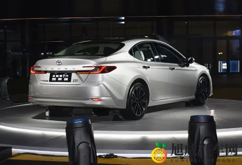 中端中型汽车十月销量解读:中端车多为燃油车,市场潜力依然乐观-2