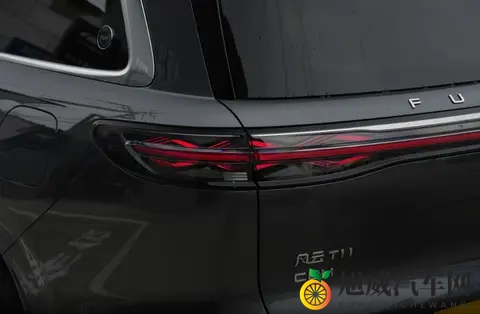 颜值、配置和性能都给你，不到18万能买，就问你还要啥？-3