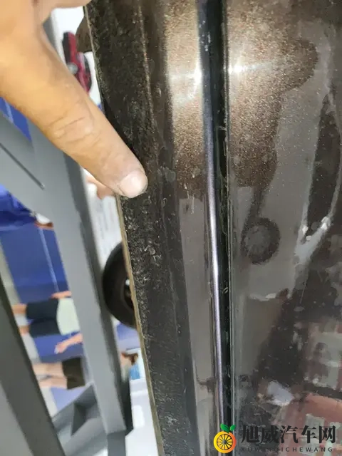 169万拿下21年别克GL8陆尊,宜商宜家,舒适升级!-1