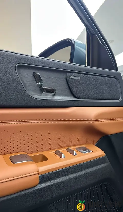 捷途X70L体验：10万块买到的“移动客厅”家人都能找到舒服的姿势-1