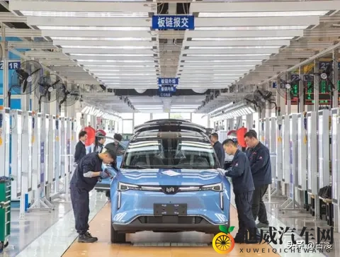 许家印第二！又一位“大佬”跑路，花空几百亿，李斌还能挺住吗？-3