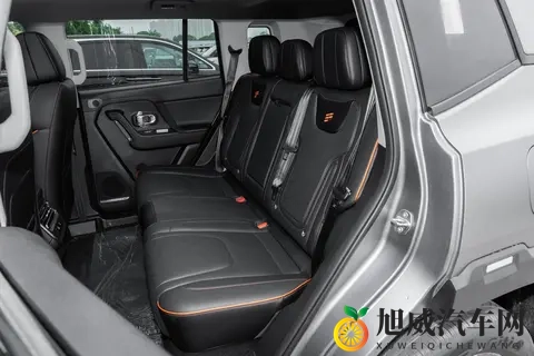 城市省油，越野不怂！山海T1四驱版：把‘矛盾’玩明白了！-1