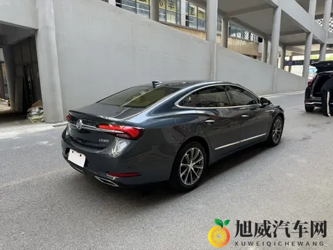 网站晚上你懂的:智能夜行,安全领航:智能汽车改写驾驶新篇章-2