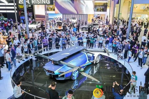 揭秘中国豪车年轻化真相:90后车主平均35岁,女性占半边天-3