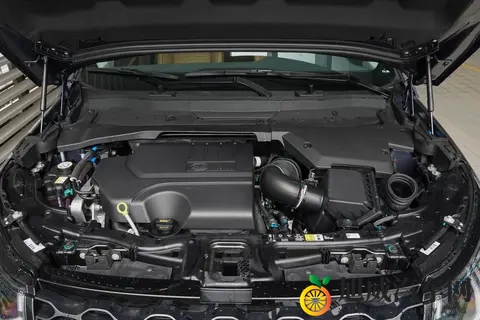 2025 款路虎发现运动车型选买对比：从配置差异到场景适配的解读-2