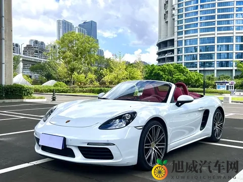 参考样例：2998万，圆你跑车梦！18年保时捷718Boxster-3