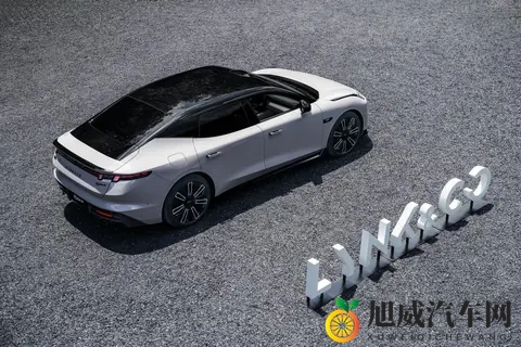 领克10 EM-P的入门版配置，怎么看都像顶配-2