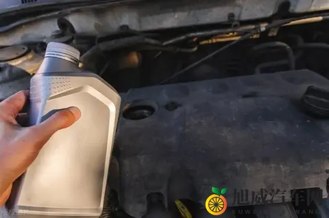 为什么不能乱用5W-30的机油？一些车用了可能会提前报废！-2