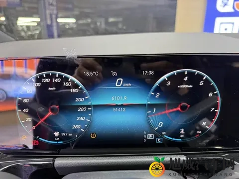 15万多拿下红色奔驰GLA,圆你一个豪华品牌梦?-1