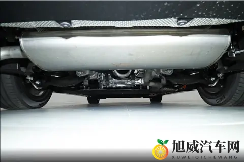 想买MPV被26款岚图梦想家吸引,这些细节,让家庭出行更舒心-2