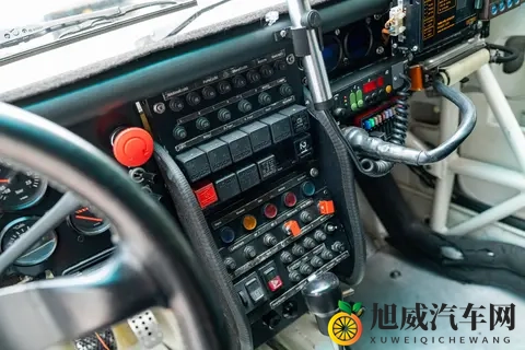 被黑人猛烈做到抽搐：黑人猛力冲击致身体痉挛-2