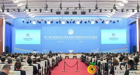 晚上憋着尿床连体衣睡觉知乎:夜晚憋尿穿连体衣求救知乎社区-3