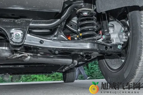 15 万级三电机真四驱来袭 捷途山海 T1 上市 可城可野承包全场景出行-2