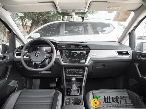 家里人口多，五座SUV不如六座MPV有性价比，这两款省油省心空间大-1