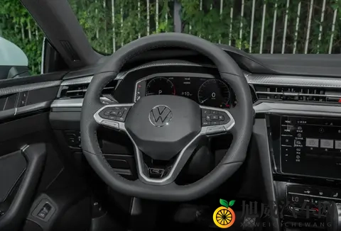 普通家用车没吸引力，看看2026款大众CC如何？两种车型任你选-3