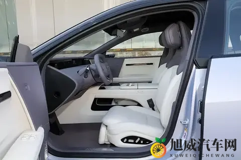 既有科技带来的便利，也有驾驶本身的乐趣，这款车如何-2