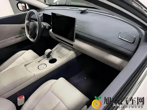 日产天籁19万起配鸿蒙座舱！B级车价格战要疯？-2