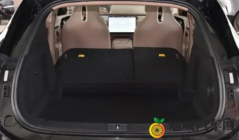 豪华智能新体验！阿维塔07 以全能配置打造高端纯电出行-1