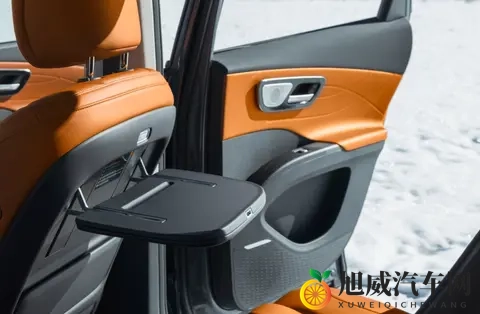 全新瑞虎8预售价1059万元起，两种外观造型，燃油SUV新选择-1