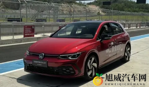 新款高尔夫GTI上市，199999万，带原厂回火放炮-1