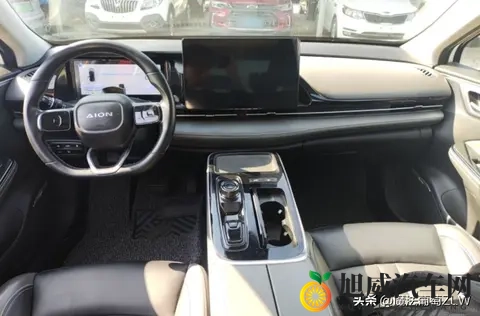 小区炸开锅！王哥买的纯电被质疑不值，他晒出账单后全闭嘴了-2