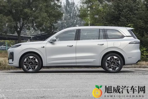 全家出游新选择？深蓝S09能否成为六座SUV的黑马！-2