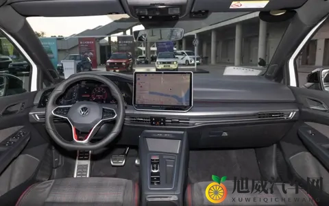 想买性能“小钢炮”，不妨看看26款高尔夫GTI，德系调校有韵味？-1