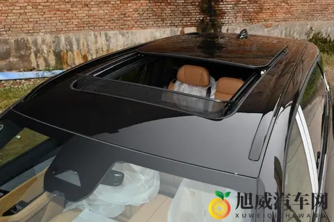 不到 20 万即可入手,2026 款领克 09 四驱探索版来了-3