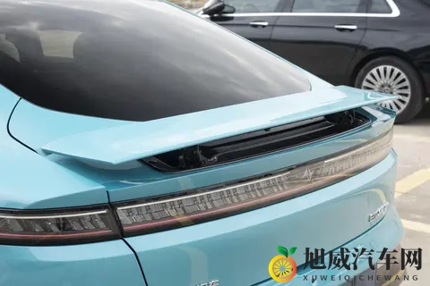 性能与智能的交融：详析东风奕派eπ007+四驱版-1