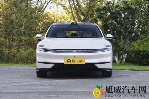 长安启源A06:15万级新能源家轿,能否满足全家出行需求?-1