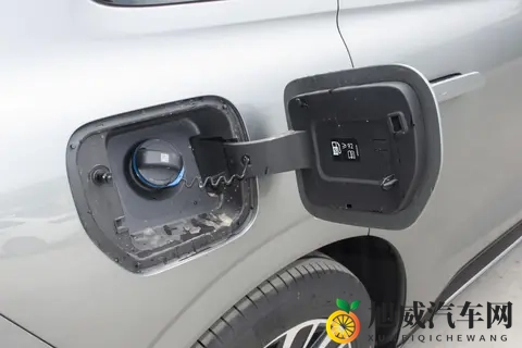 2025款星纪元ET增程版Pro高速辅助驾驶深度体验，表现如何？-2