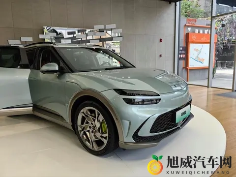 黄色软件2024:2024汽车科技新突破,出行体验大升级-2