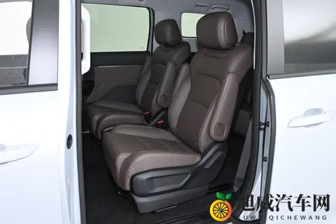 家用MPV推荐！大空间、真7座、双独悬，续航超500公里-2