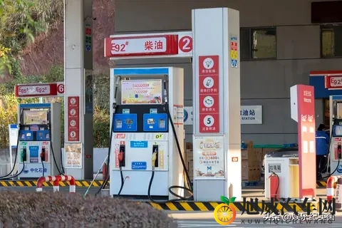 油价与时代转身：燃油车消亡史的最后砝码-1