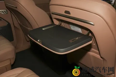 乐道L90：纯电+换电+超大前备舱，这才是家庭SUV该有的样子-1