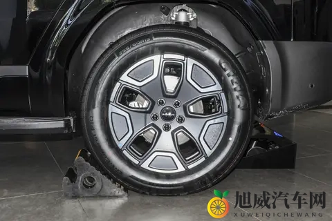 全能家用车，还是越野利器？深度体验比亚迪方程豹钛7-1