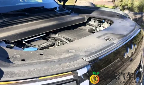 既有越野车的硬派，也有家用车的细腻，试驾方程豹钛7-3