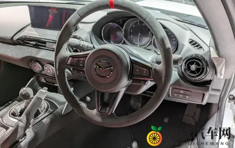 马自达Spirit Racing MX-5 12R供不应求,限量200辆,但订单超9500张-1
