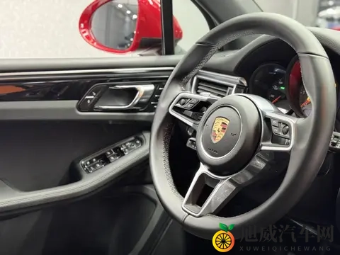 2019年上牌保时捷Macan S，红色战袍，238万圆梦跑车-1