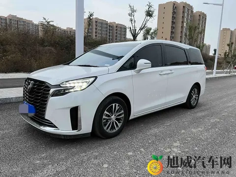 23年一手别克GL8,6万公里,228万拿下家用_商务都合适?-3