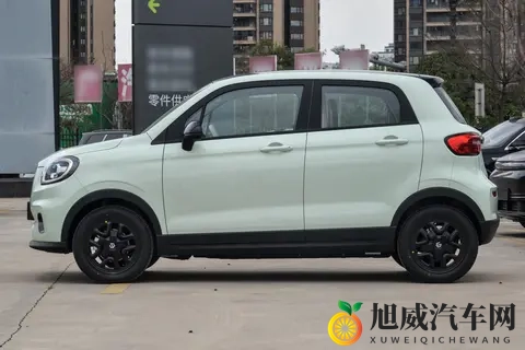 5万级纯电小车，哪款值得买？续航、空间、智能、保值率全都要-2