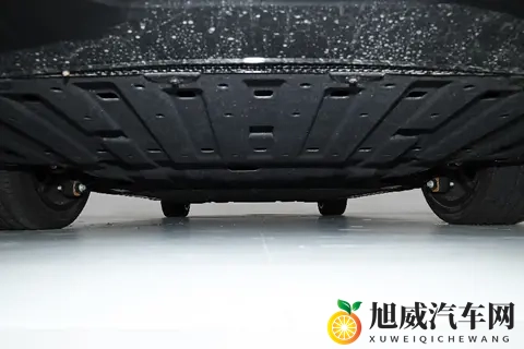 男生和女生肌对肌:青春男女生亲密接触瞬间-3