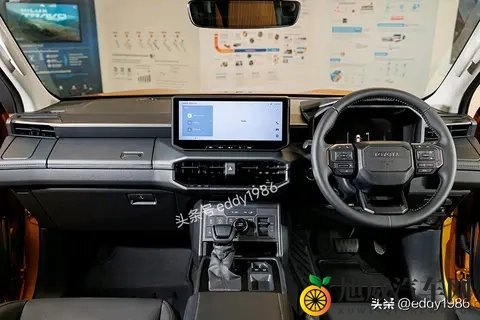 2026款丰田海拉克斯Travo皮卡正式发布，同步推出纯电版-1